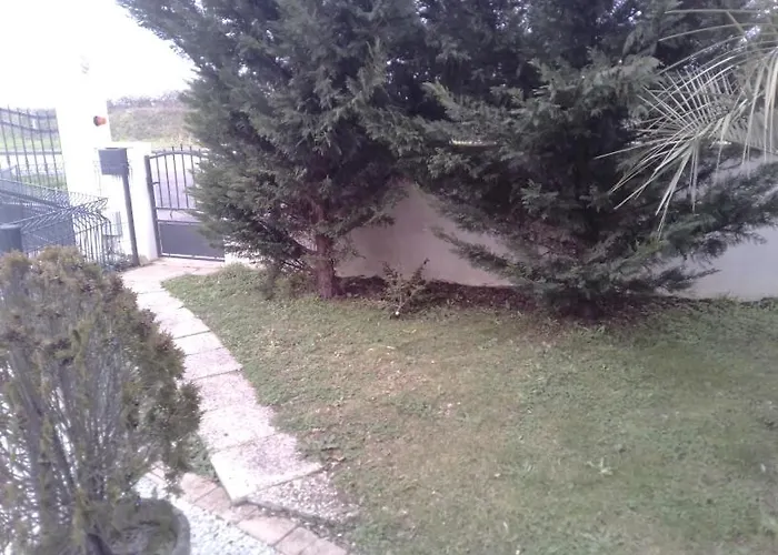 Les Randonneurs شقة فونتيناي لو كومت